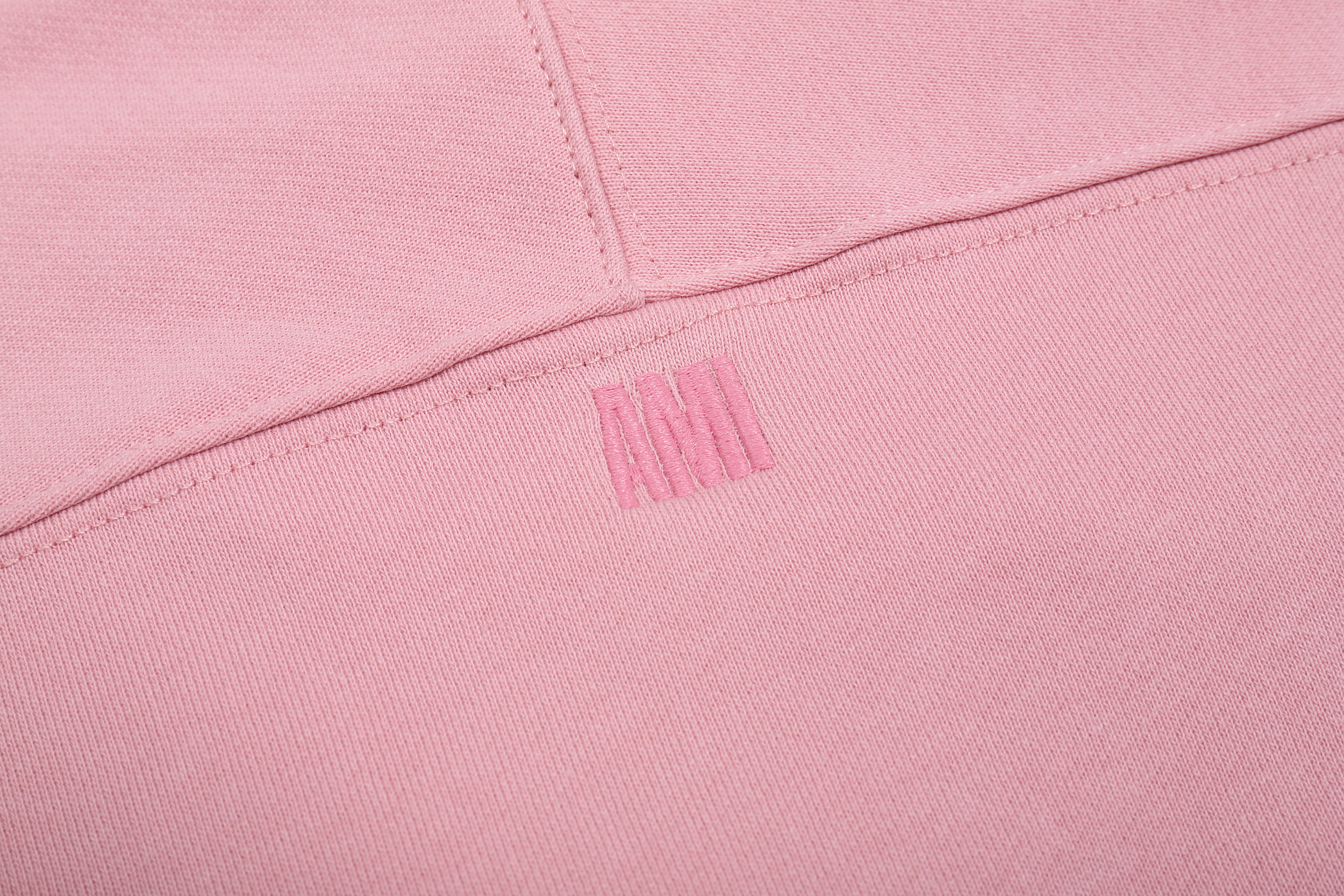 Sweat rose à petit logo ami de cœur rose
