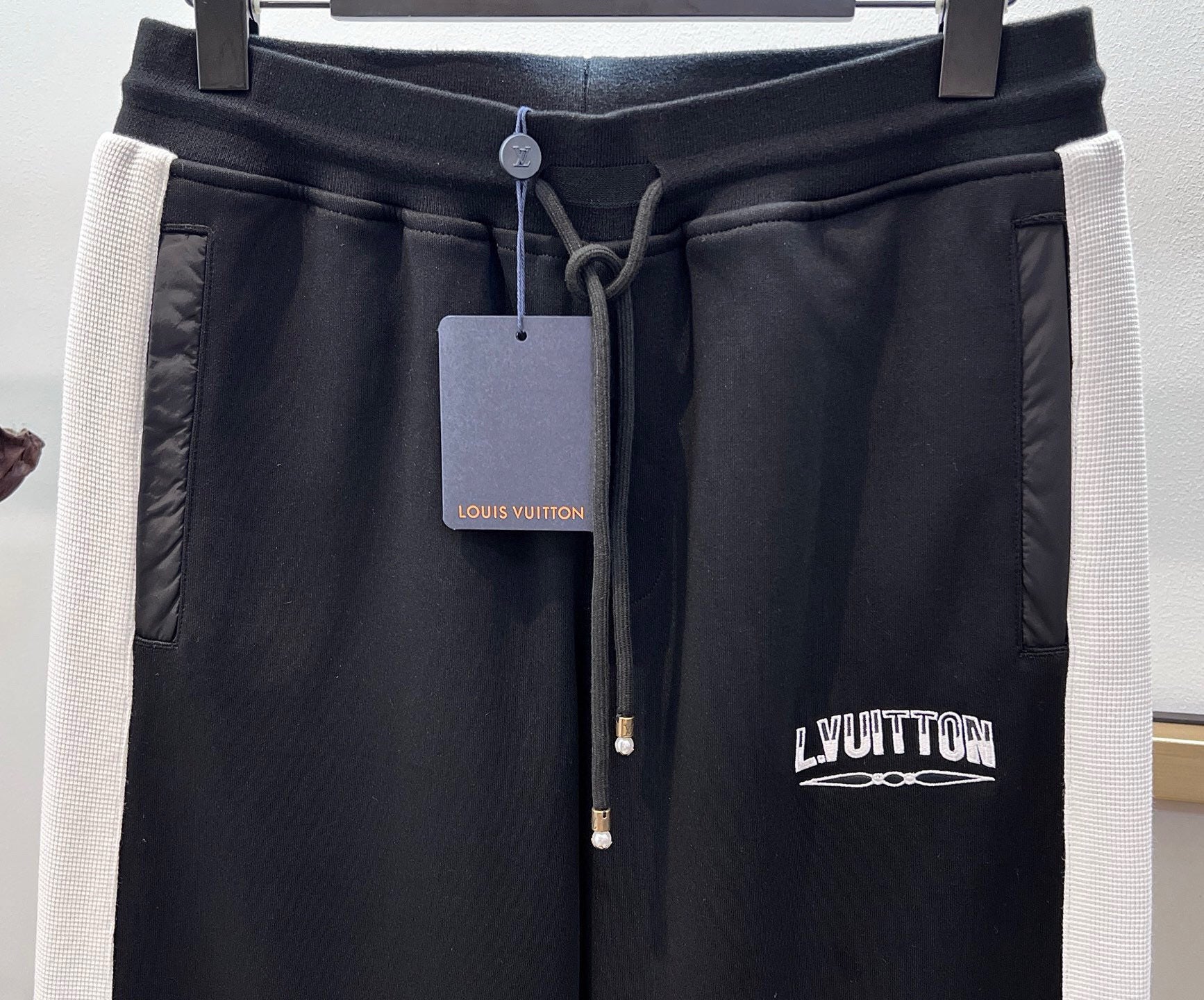 Pantalon en jersey bi-matière lv 10/10