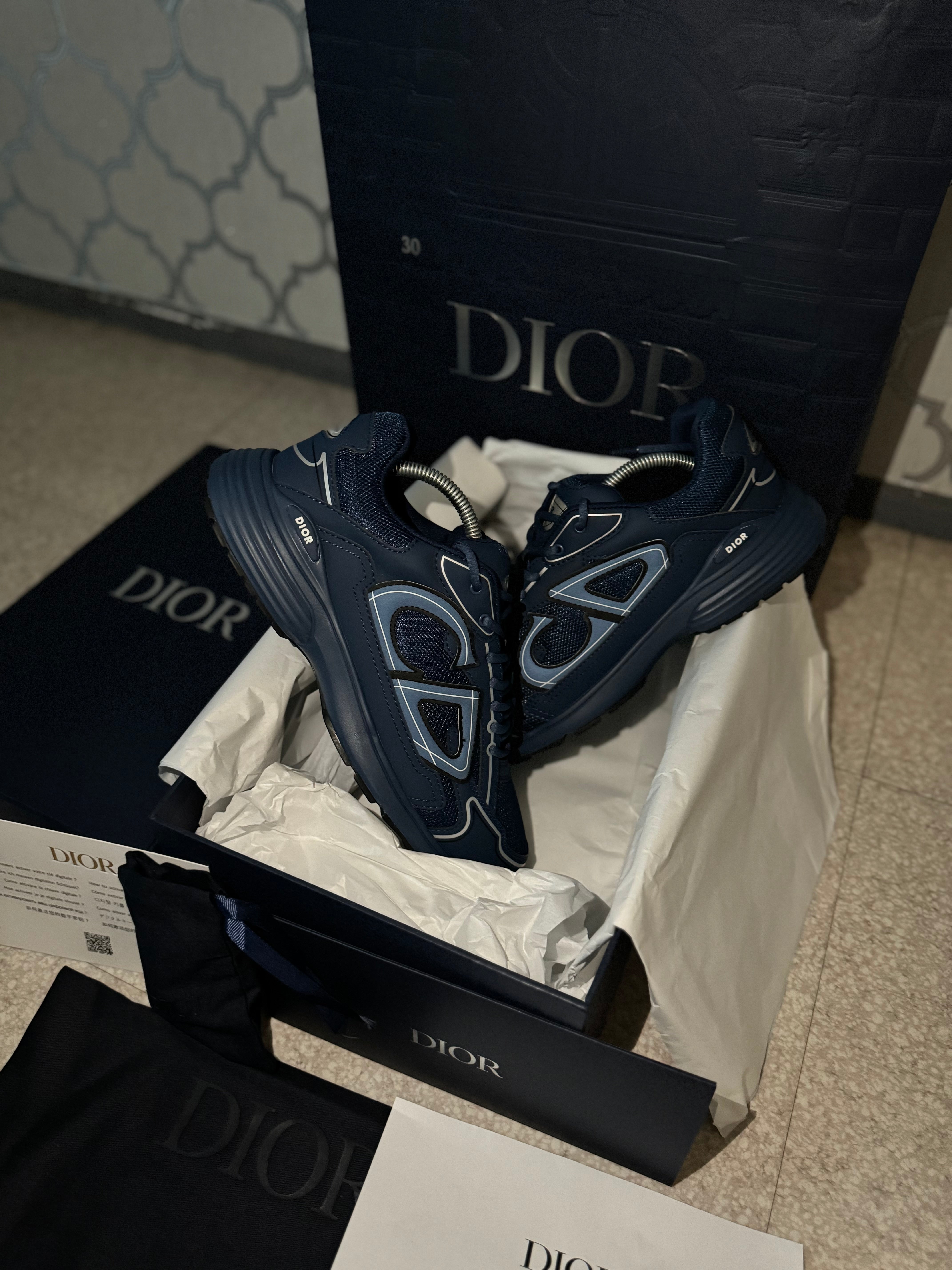 SNEAKERS B30 V3 VERSION BIEN LISSE BLUE NIGHT RÉFLECTIVE RÉACTION CORRECTES  FACTURE PACKAGING COMPLET