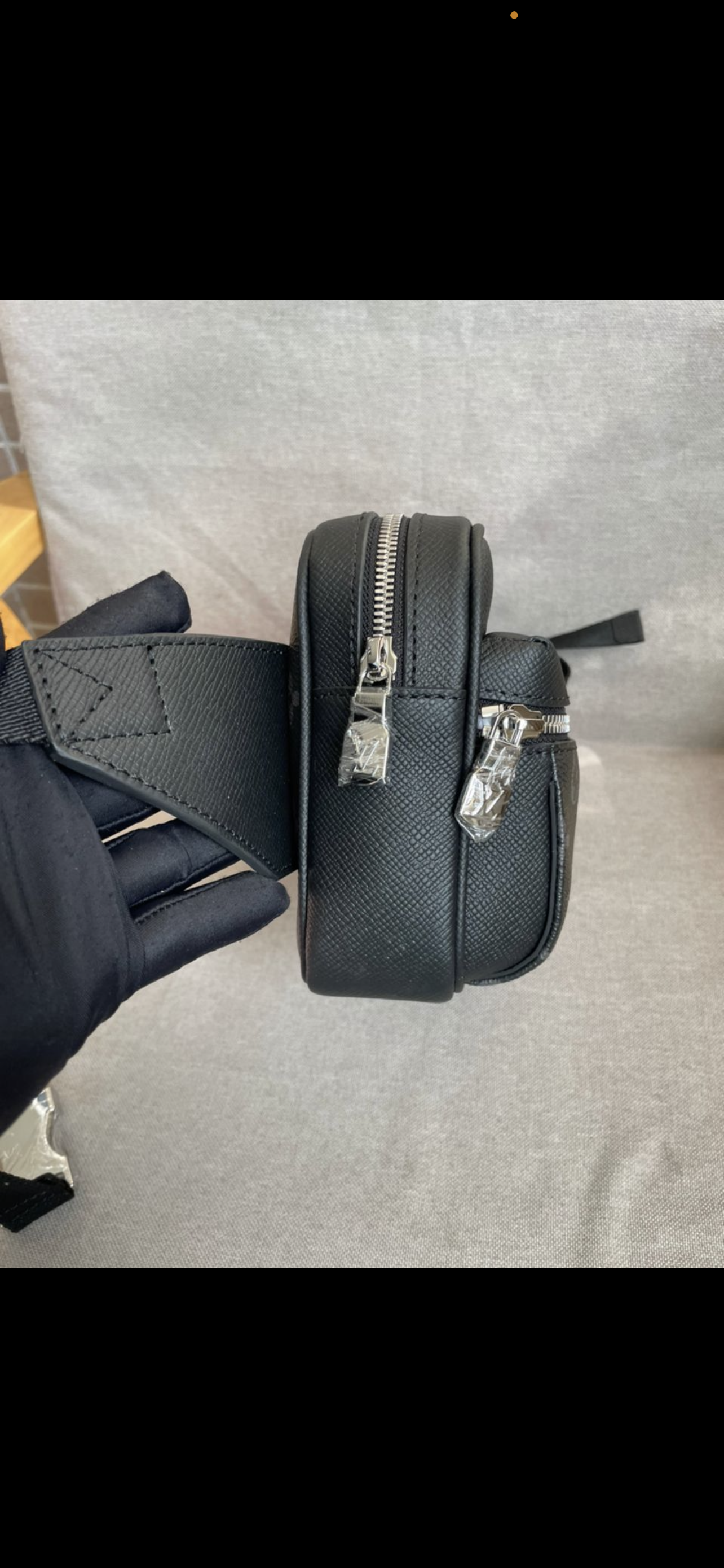 Sac ceinture Lv outdoor  facture  10/10