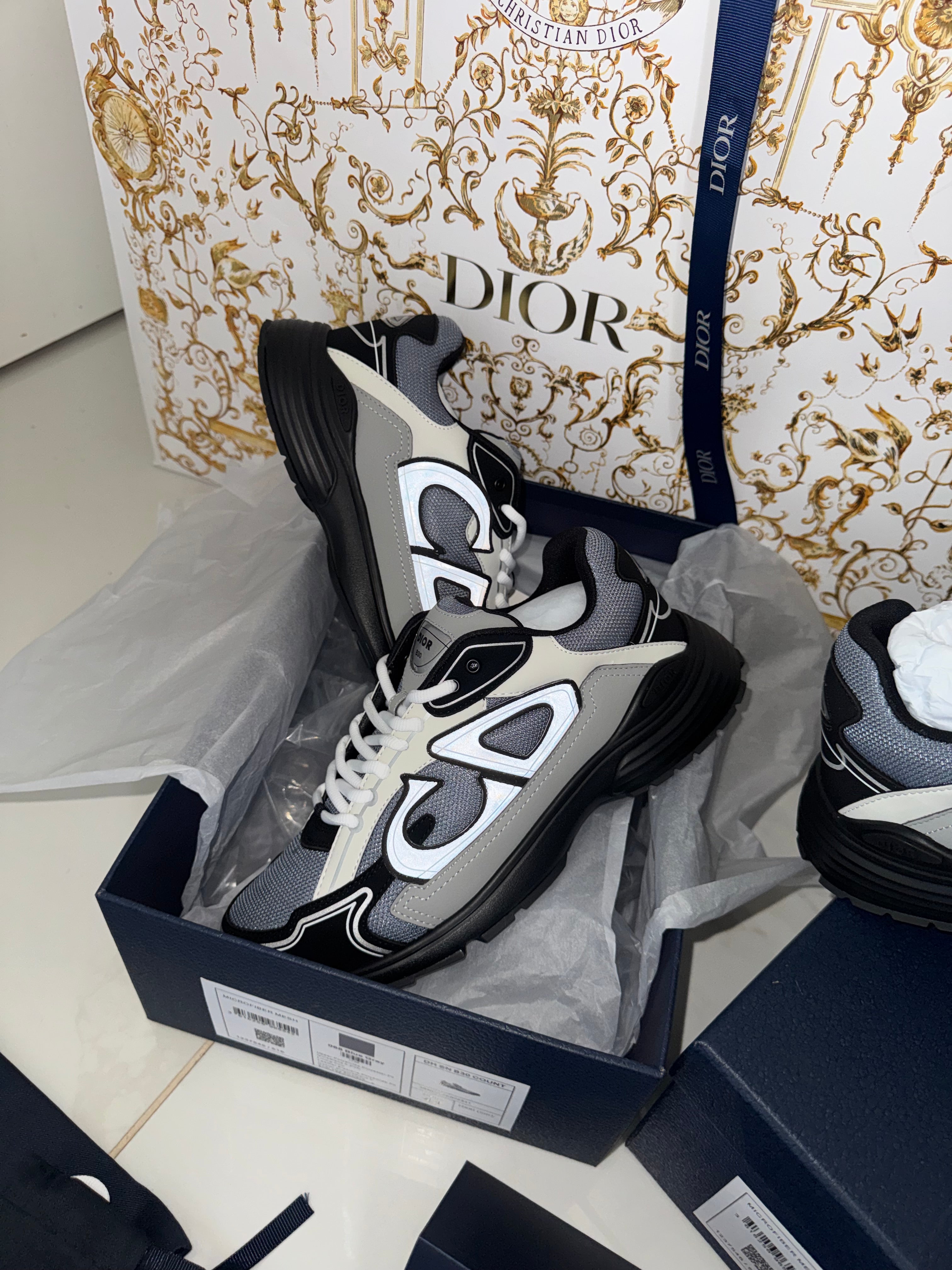 SNEAKERS B30 V3S VERSION BIEN LISSE GRIS BLANC RÉFLECTIVE RÉACTION CORRECTES   FACTURE PACKAGING COMPLET