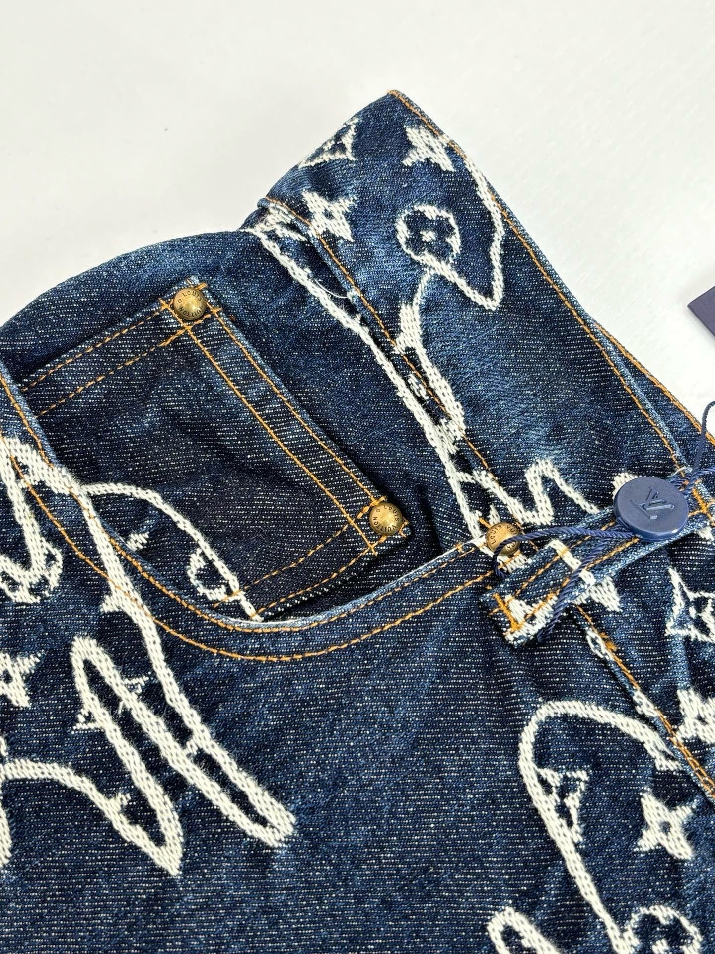 Pantalon droit Monogram en denim lv