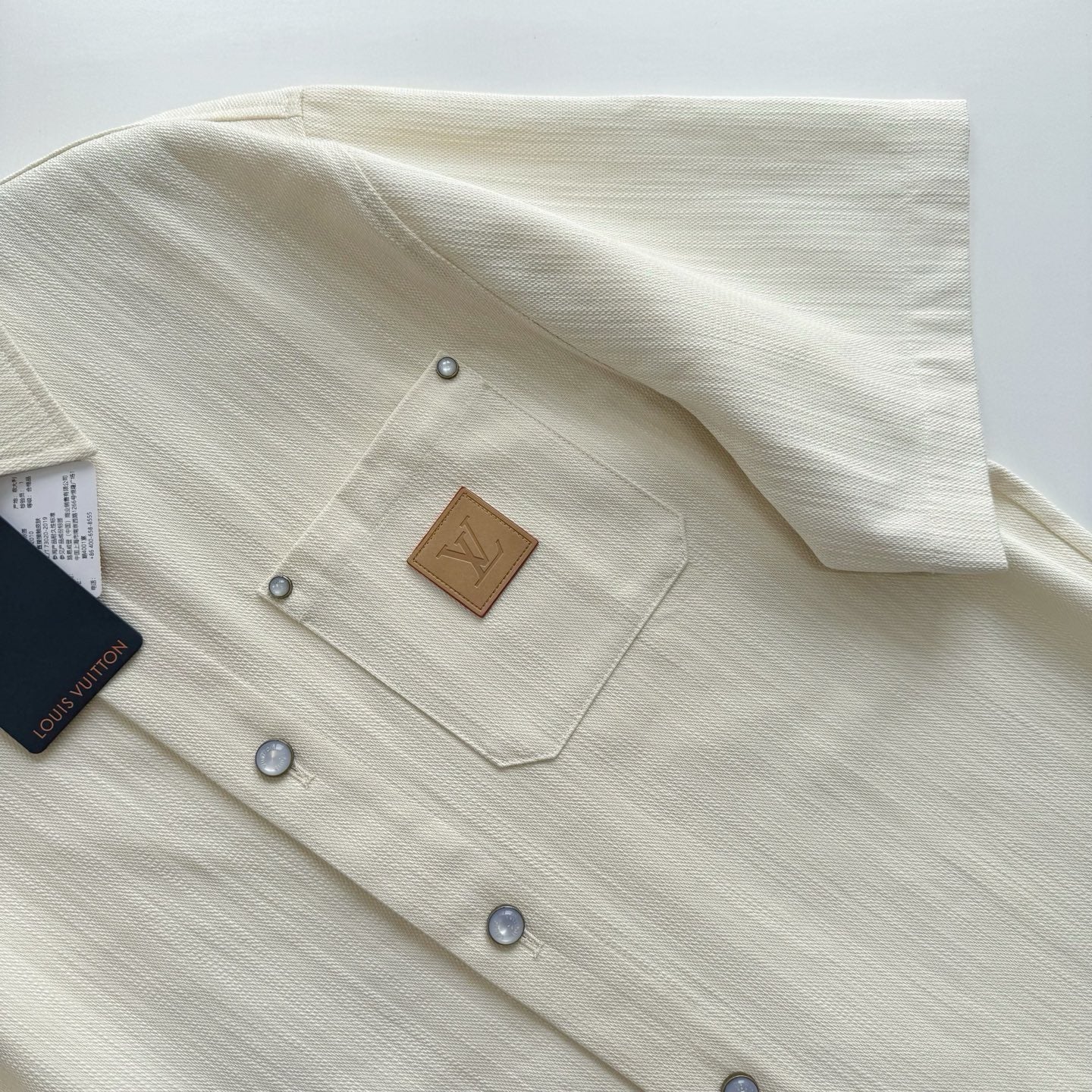 Chemise lv  manches courtes en soie mélangée