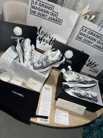 Sneakers Chanl ( EXCLU ) packaging complet facture 10/10