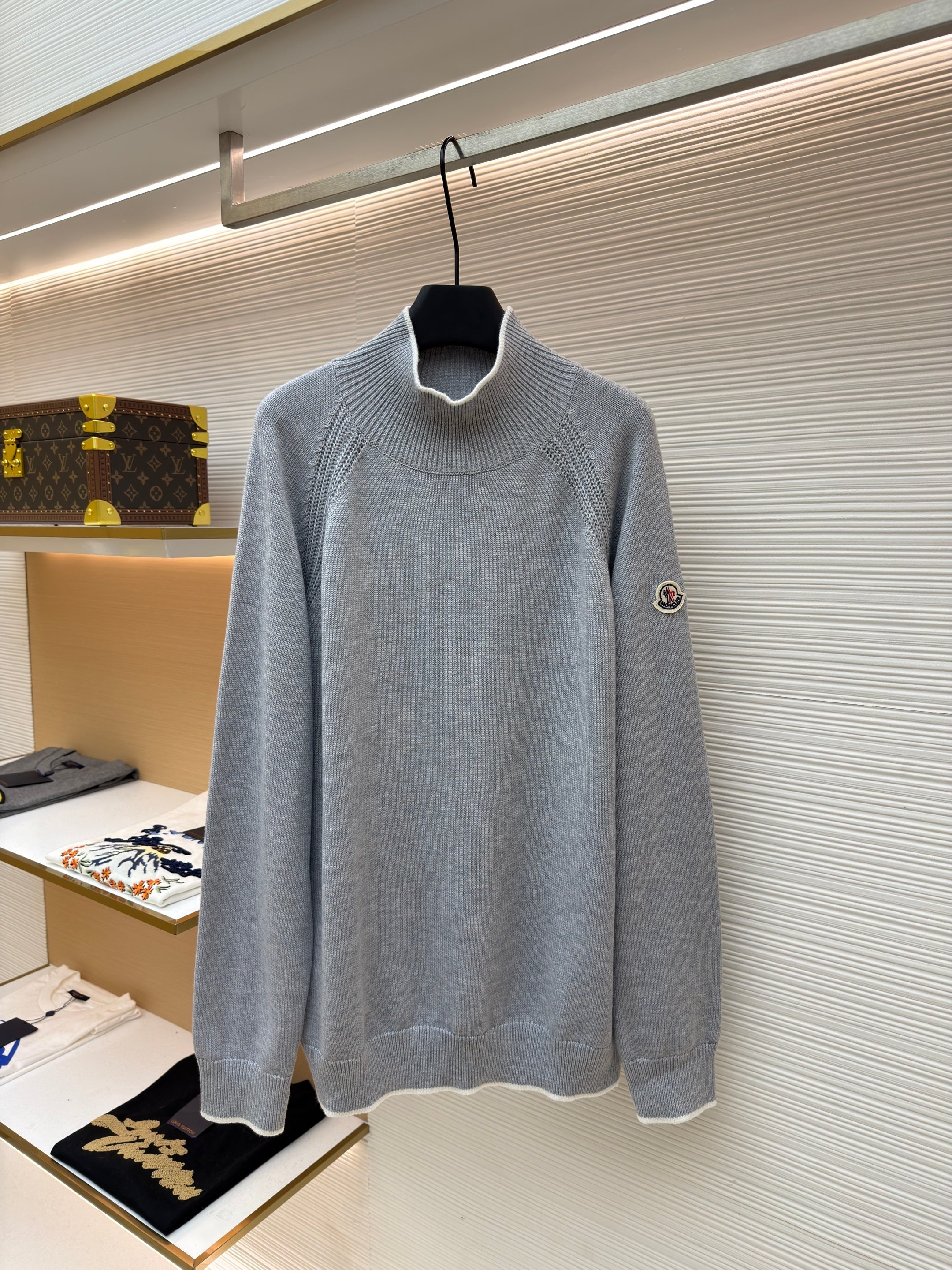 PULL MONCLR GRIS HOMME 10/10