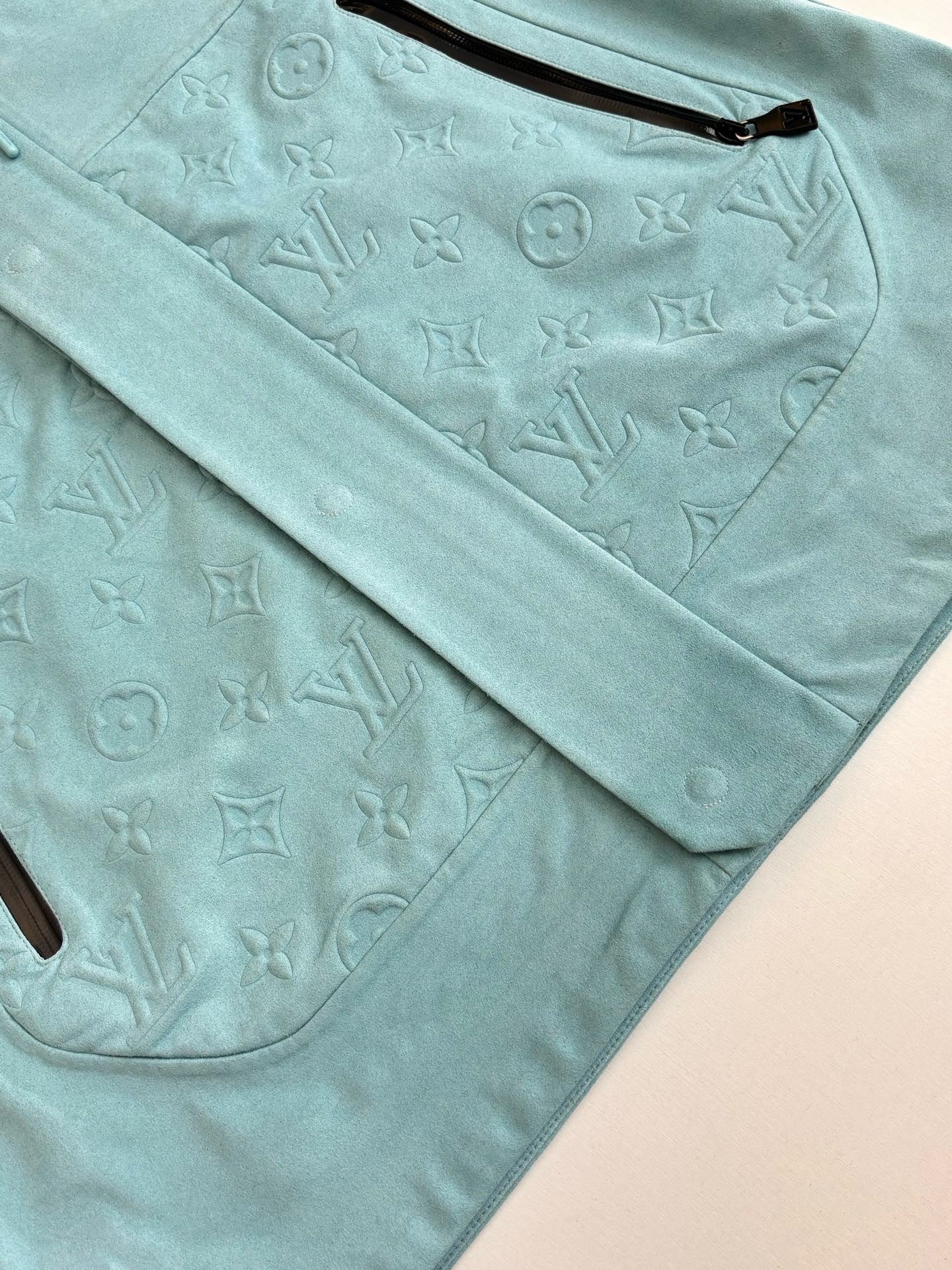 Veste imperméable en velours technique lv