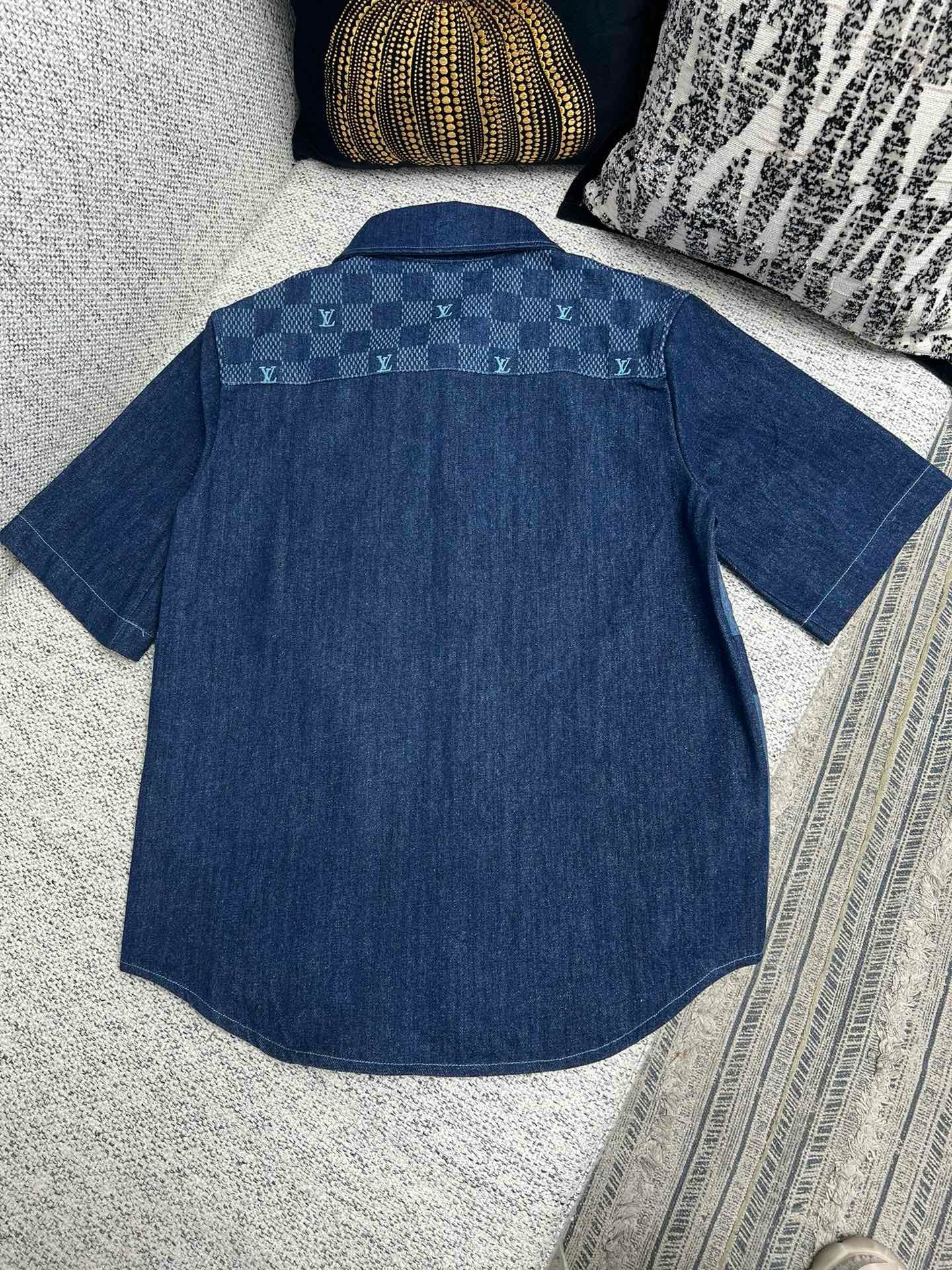 Chemise lv  manches courtes imprimée en denim