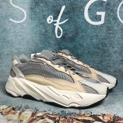 ADD Boost 700 V2 Cream Flight club Authentification ✔️ 1:1 factures