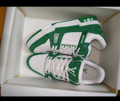 Lv trainers Green  qualité 10/10 facture