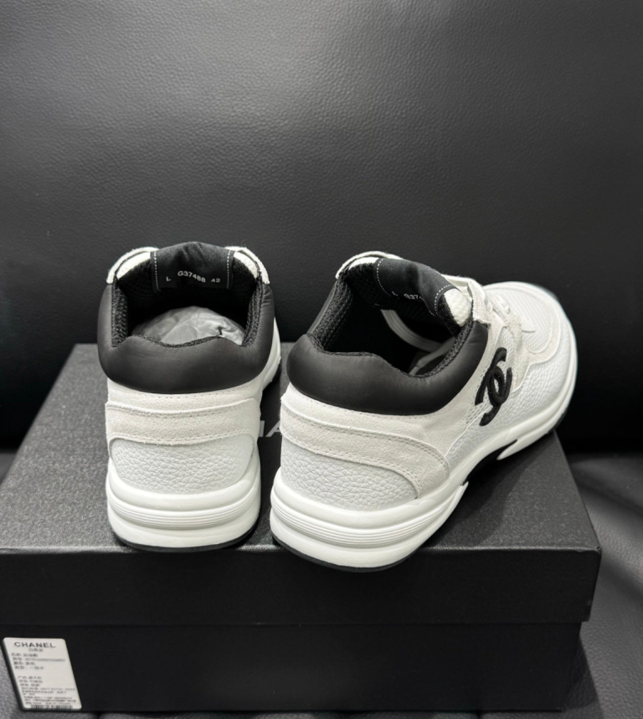 Sneakers Chanl ( EXCLU ) packaging complet facture
