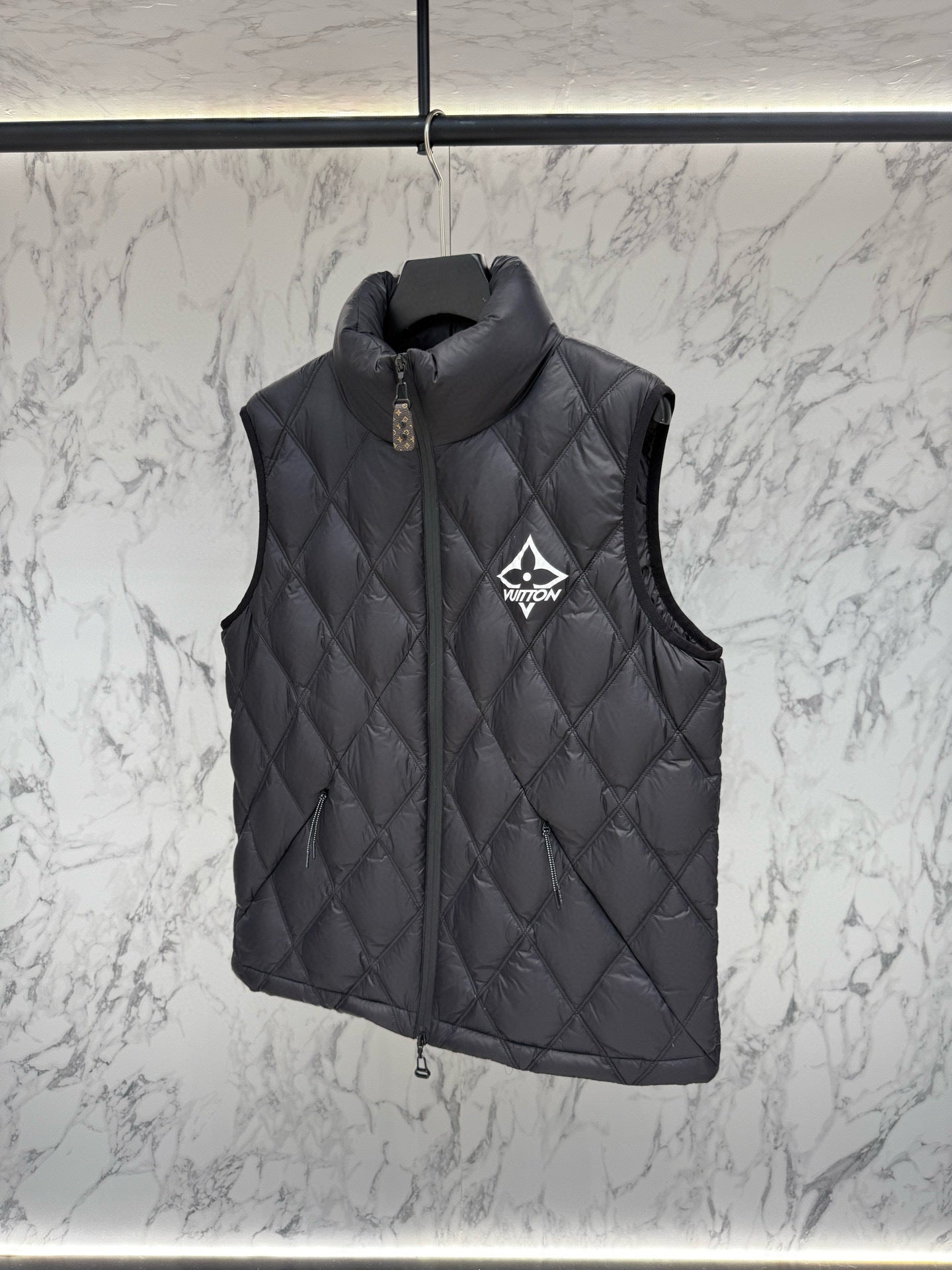 Puffer Lv sans manche