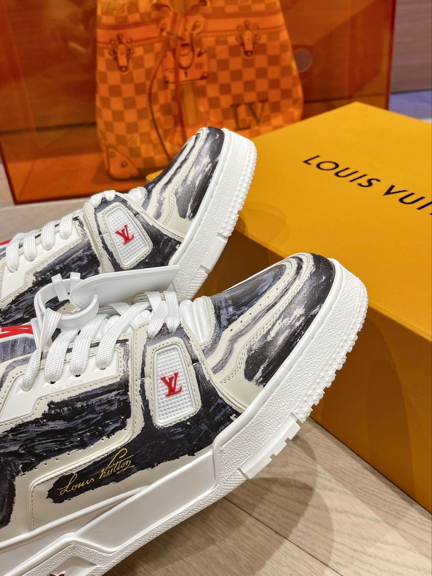 Lv trainers cuir facture