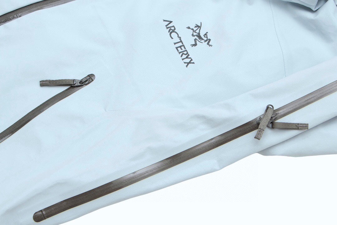 Coupe Vent Arc ter’x bleu Gacial