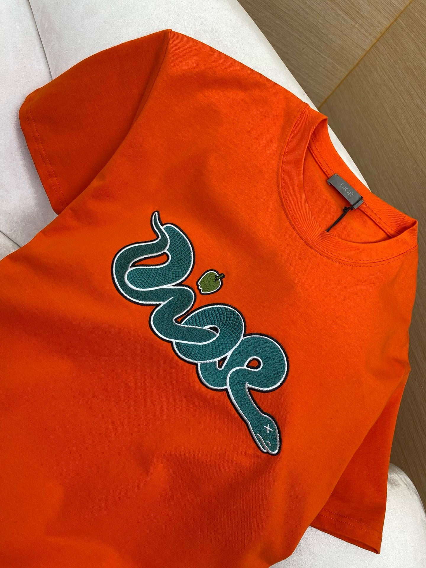 T-shirt CD AND KAWS, coupe relax Jersey de coton orange et rouge