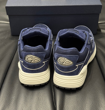 SNEAKERS B30 V3S 2025 💡 VERSION BIEN LISSE SUEDE BLEU RÉFLECTIVE RÉACTION CORRECTES  FACTURE PACKAGING COMPLET MODÈLE POUSSÉ