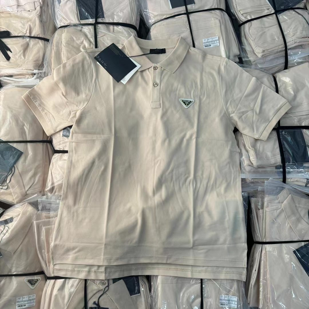 Beigefarbenes PRD-Polo-Set