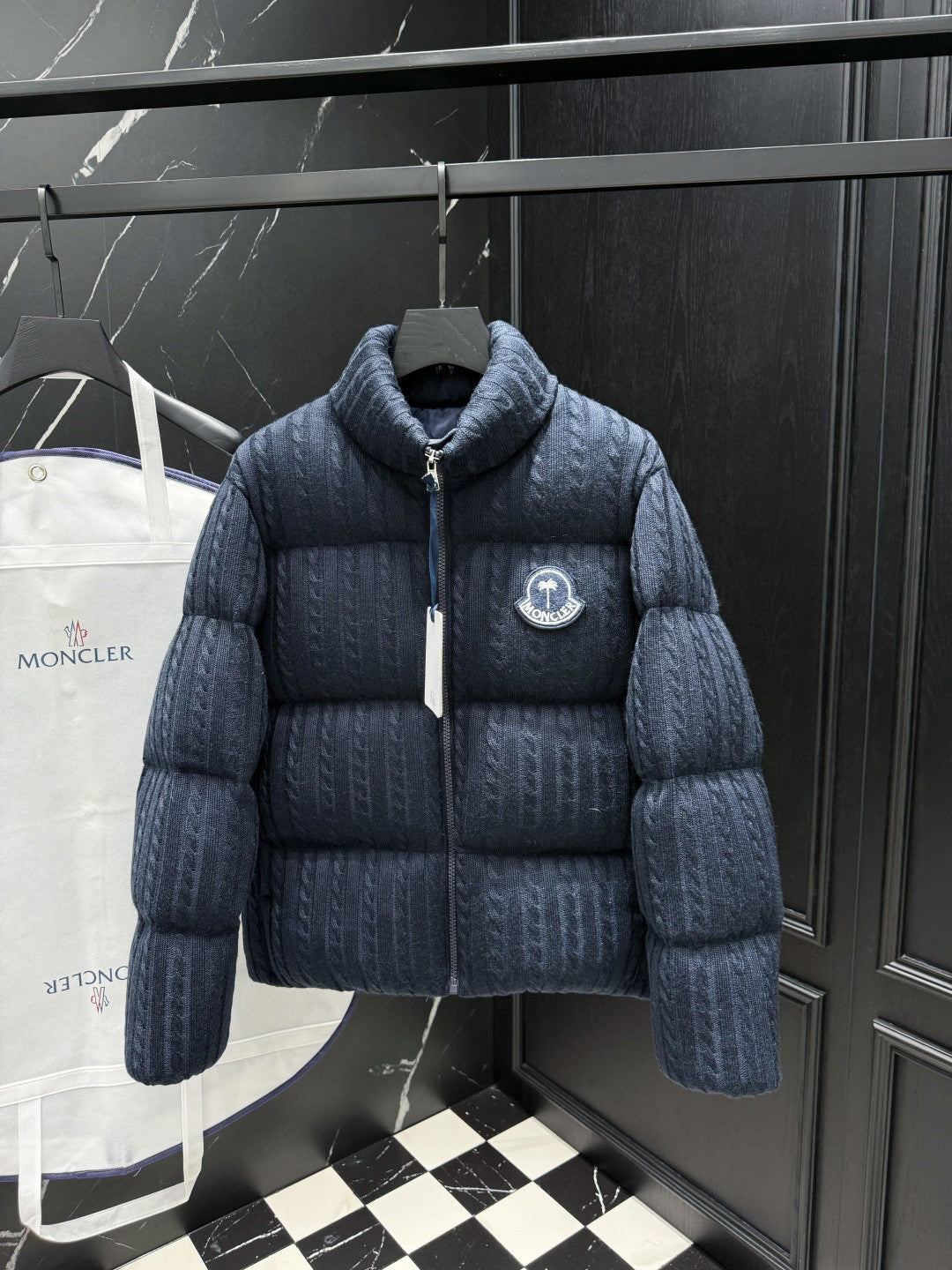 Doudoune Moncl’r Night Blue x  Palm Austru 10/10