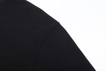 T-shirt noir à logo ami de cœur rouge