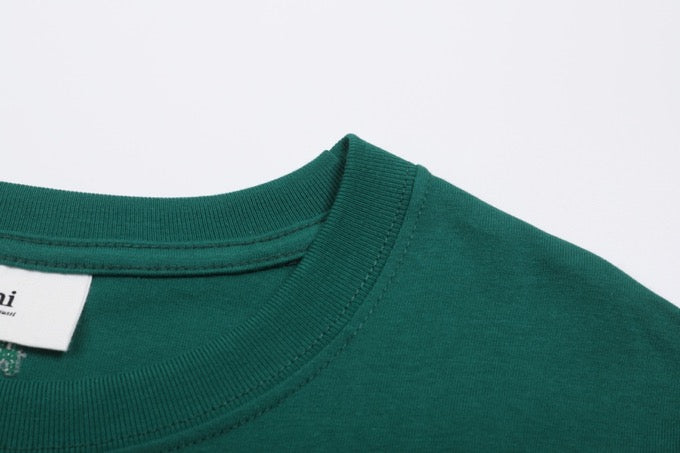 T-shirt vert à petit logo ami de cœur vert foncé