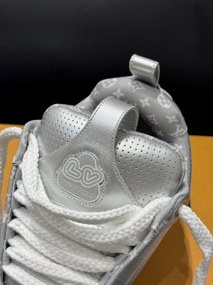 Lv skate 2k25 grey 10/10