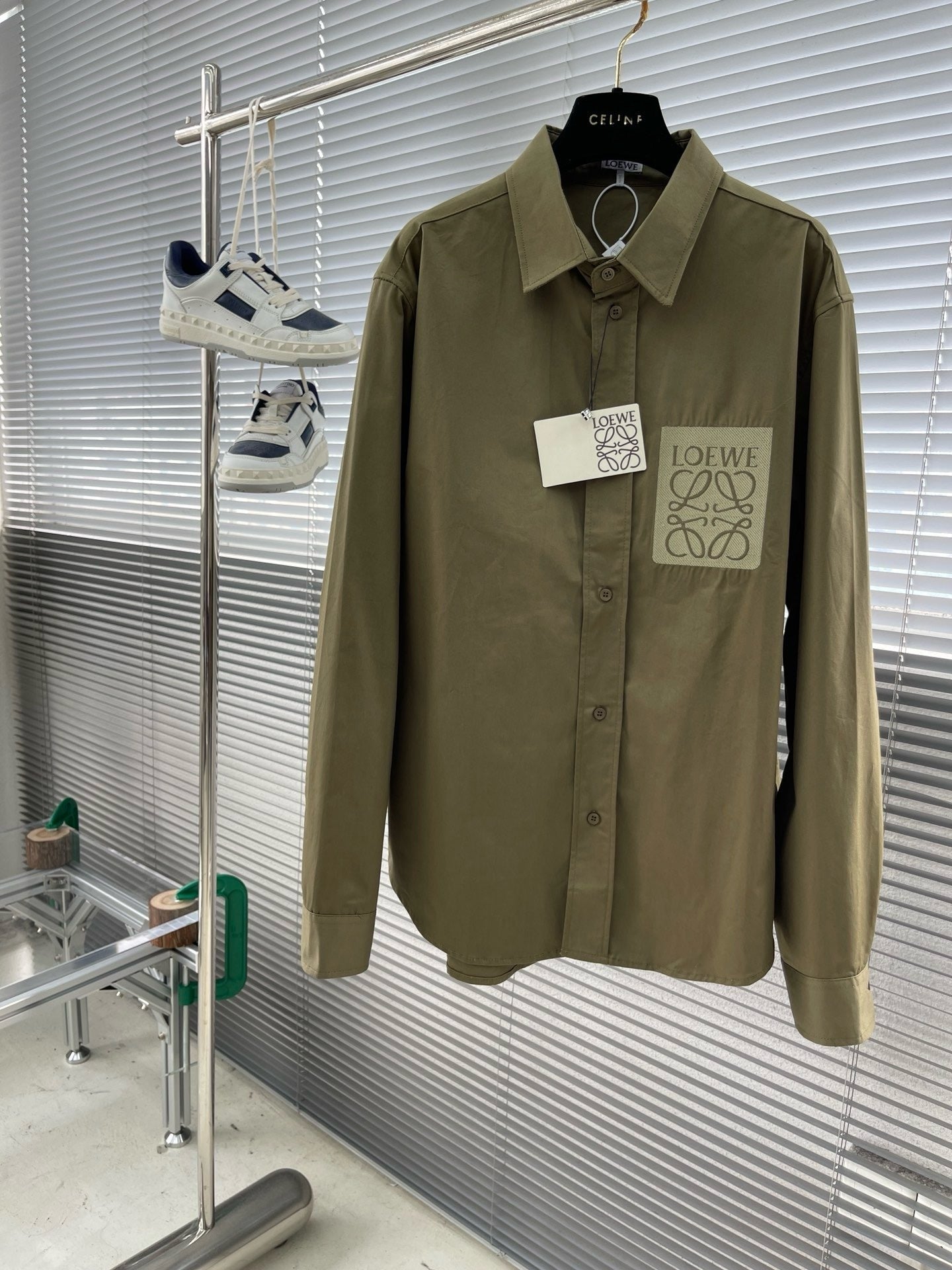 Chemise Loew en coton kaki 10/10