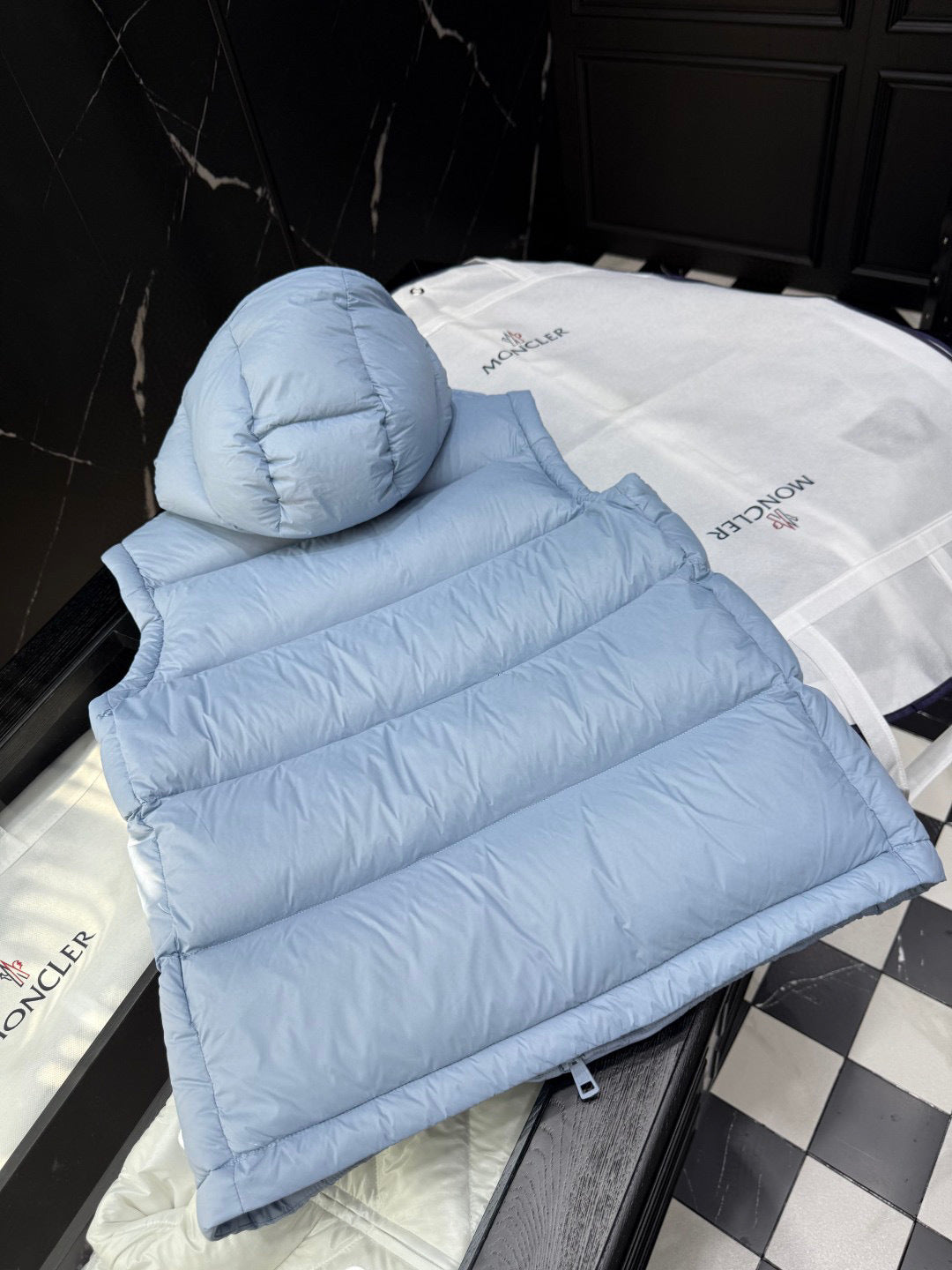 Doudoune Moncl’r Cyclone bleu  10/10