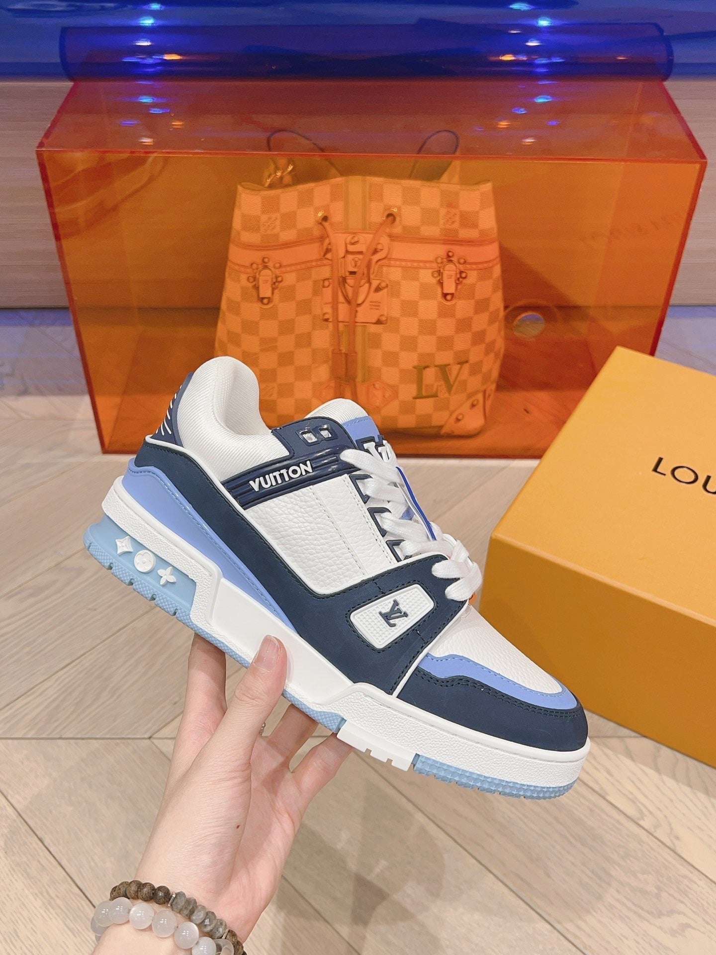 Sneakers Lv Trainers bleu facture