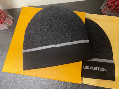 LV BLACK Beanie + RECEIPT