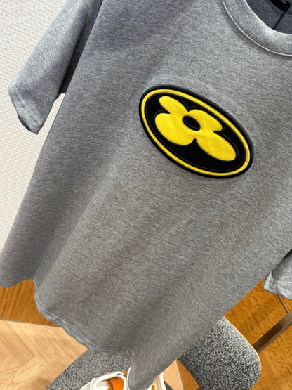 Tee-shirt à patch graphique lv