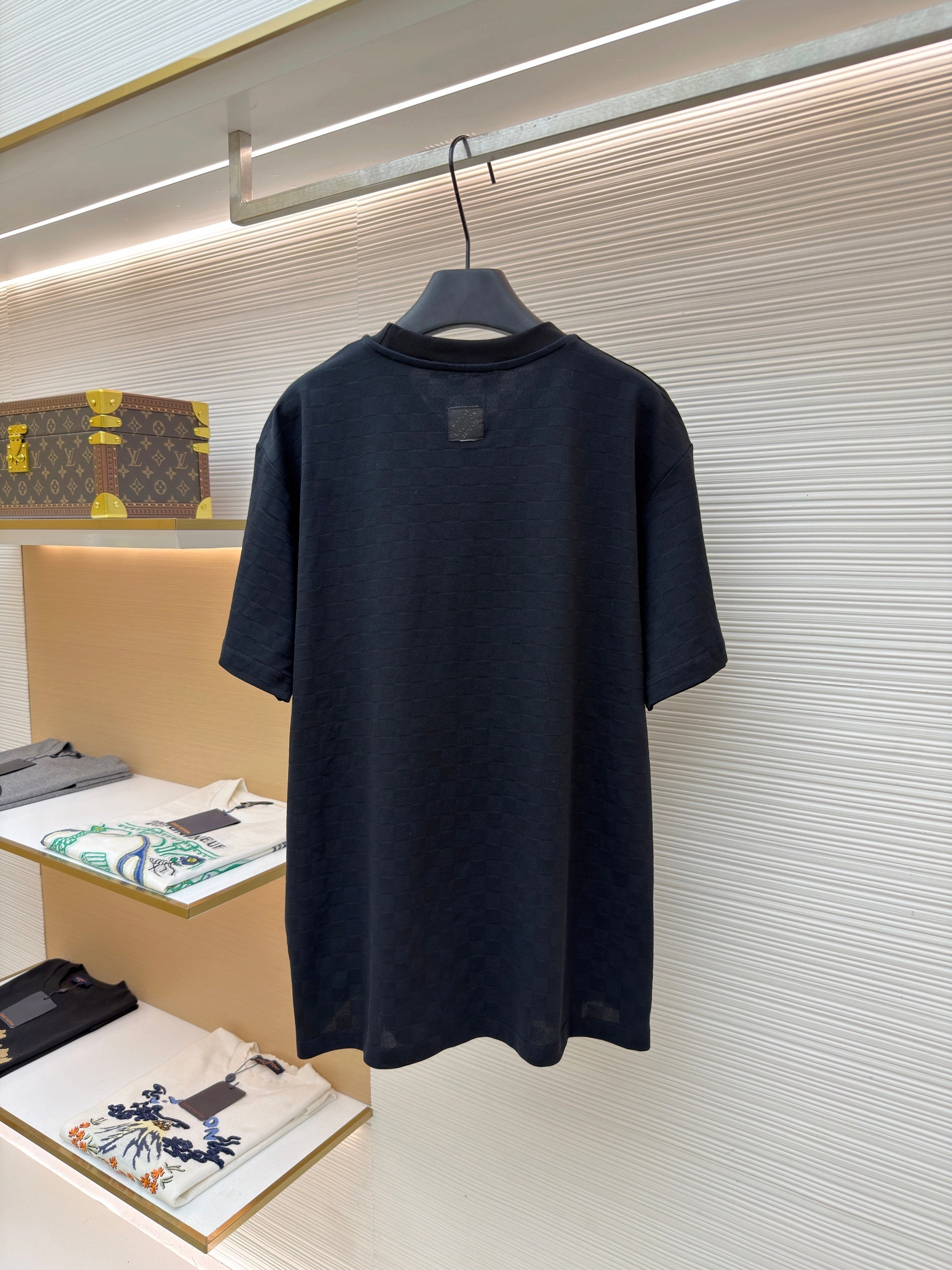 T shirt lv Teck 2026 10/10