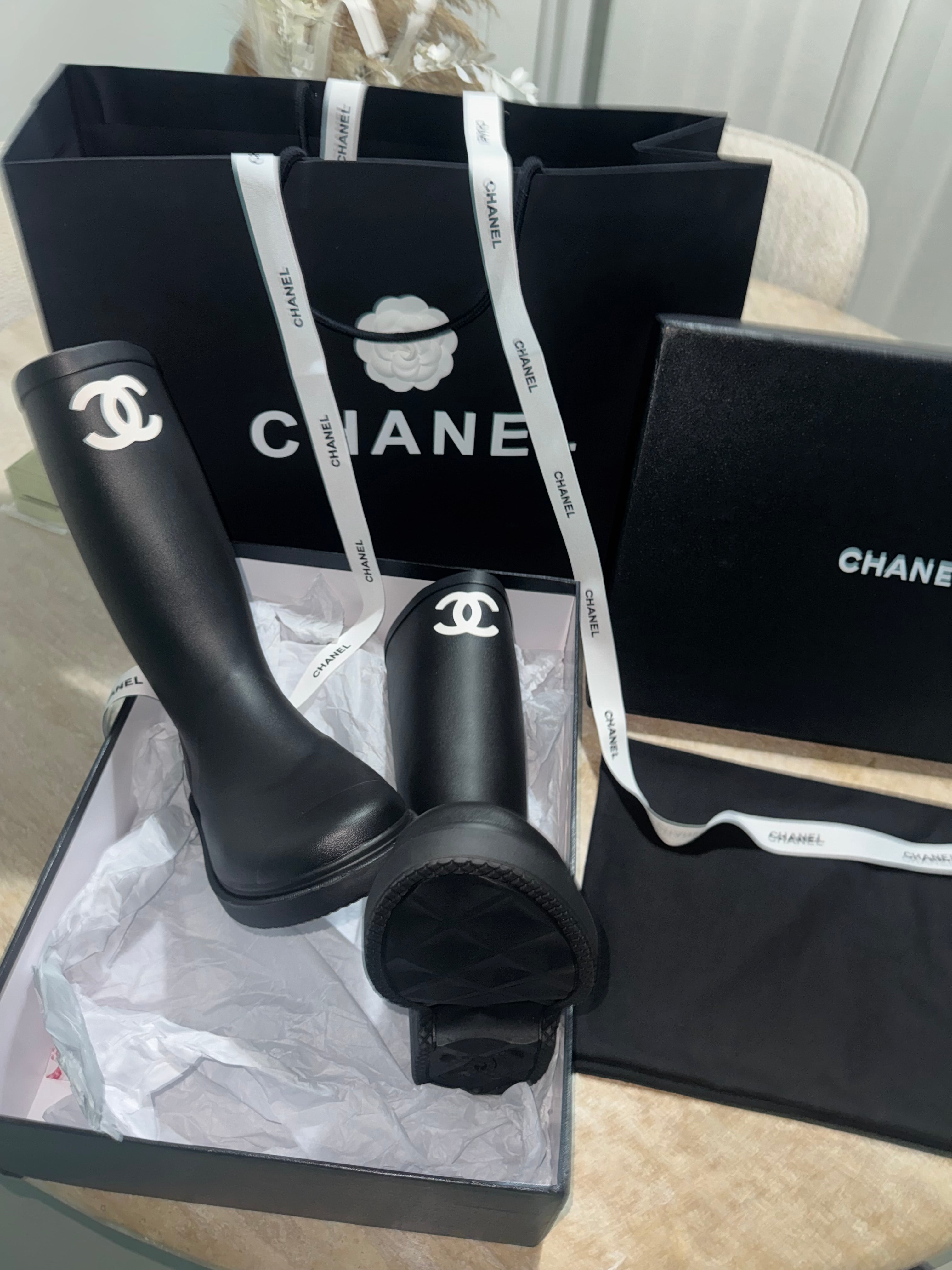 Bottes Chnl noir FEMME 10/10 ⚡️📦🚚