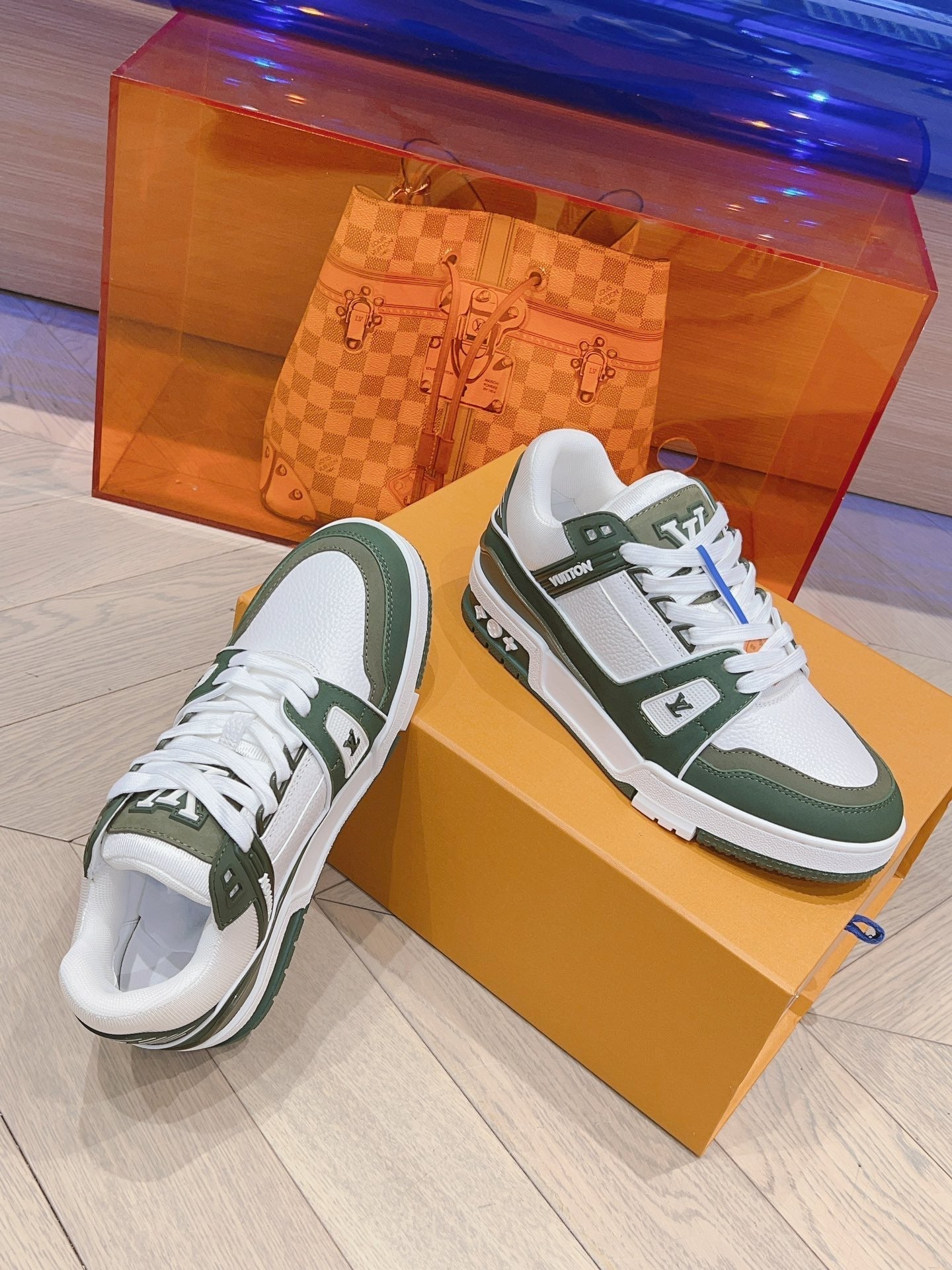 Sneakers Lv Trainers kaki facture