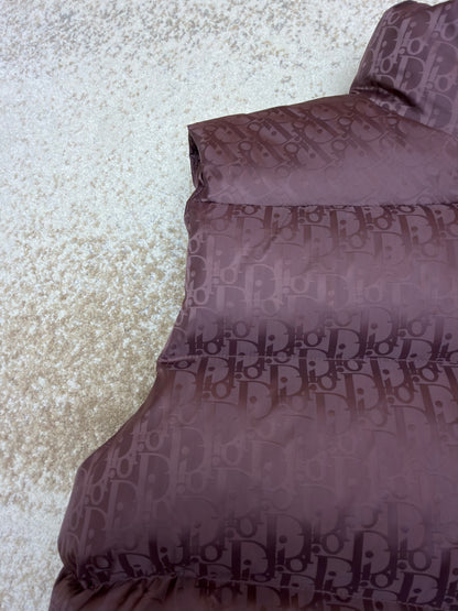 Doudoune sans manche bordeaux CD facture 10/10