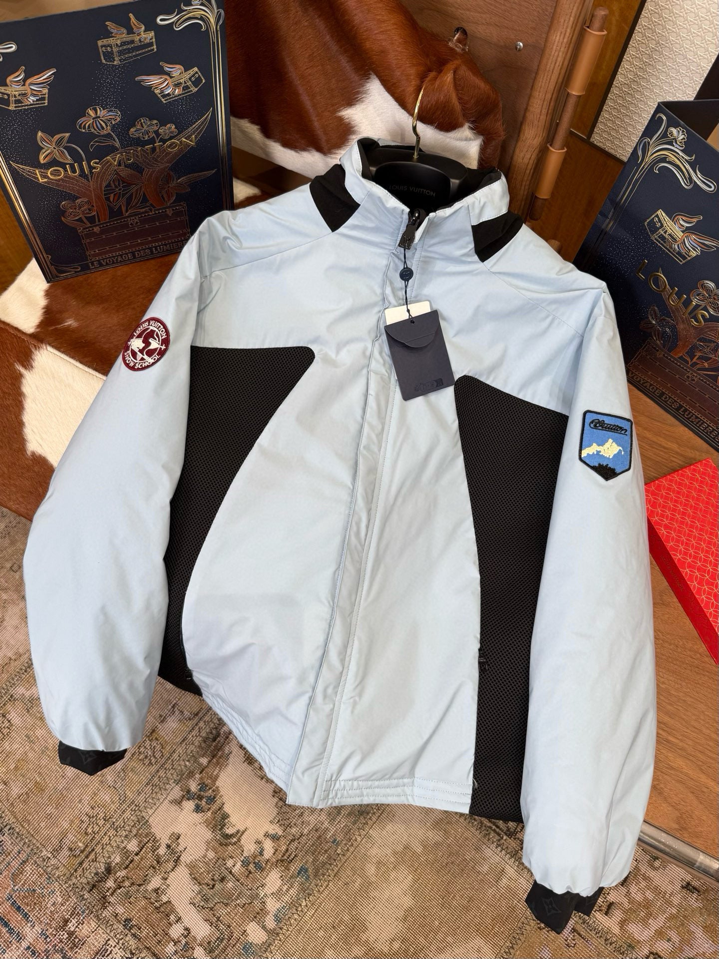 Blouson intermédiaire réversible lv