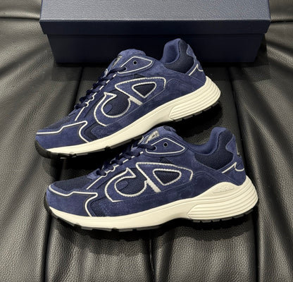 SNEAKERS B30 V3S 2025 💡 VERSION BIEN LISSE SUEDE BLEU RÉFLECTIVE RÉACTION CORRECTES  FACTURE PACKAGING COMPLET MODÈLE POUSSÉ