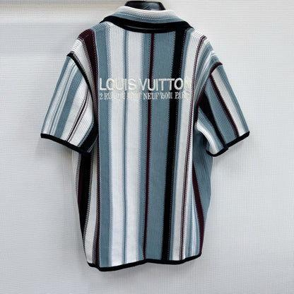 Chemise manches courtes rayée en crochet lv 10/10