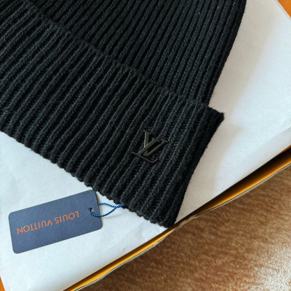 Bonnet Lv noir avec ticket