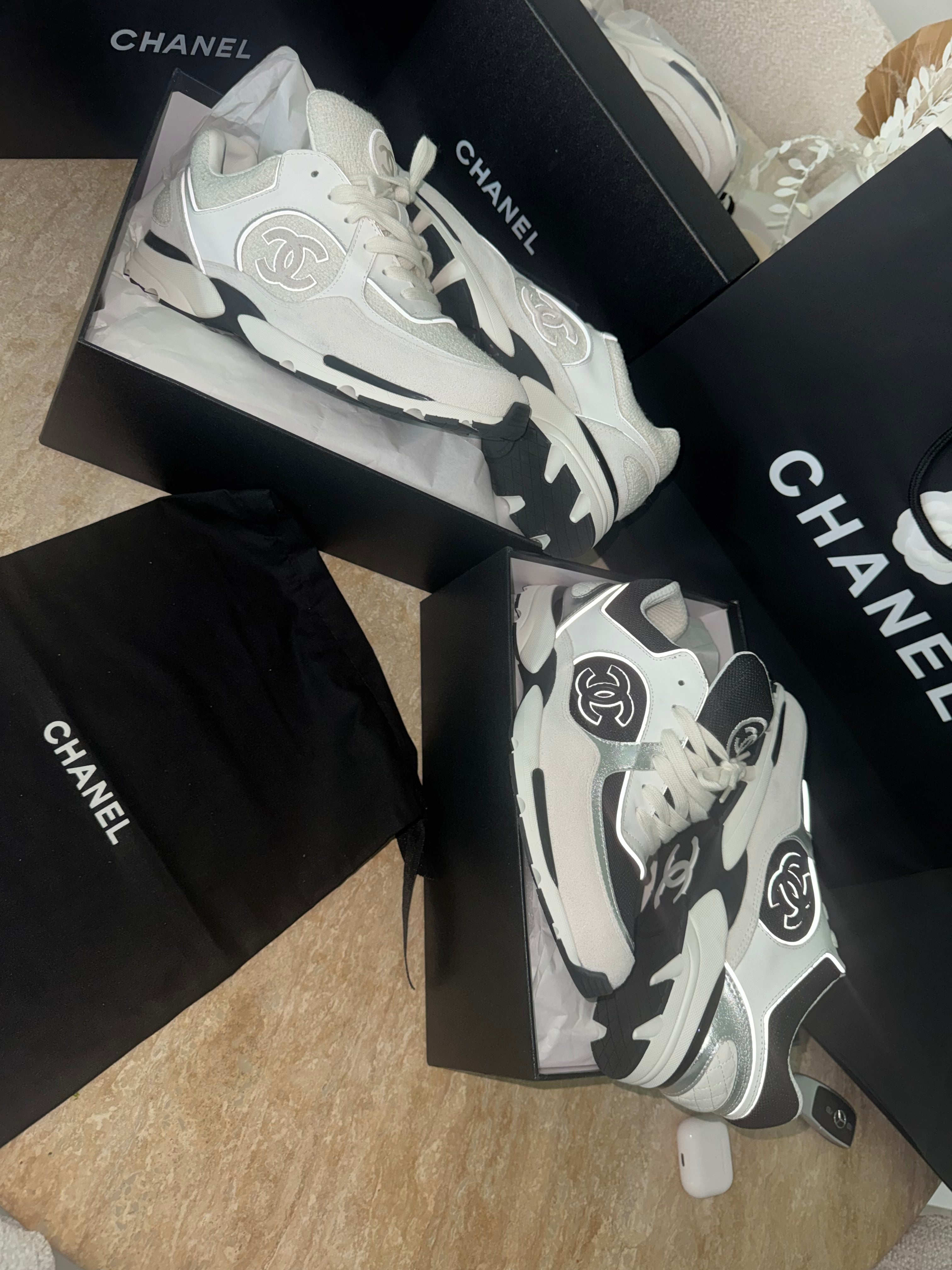 Sneakers Chanl ( EXCLU ) packaging complet facture 10/10 🚚📦⚡️