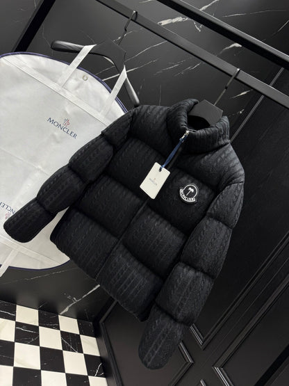 Doudoune Moncl’r Night noir  x  Palm Austru 10/10