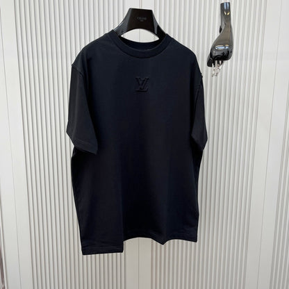 T shirt  broderie Lv noir 10/10