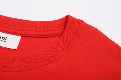 T-shirt rouge à petit logo ami de cœur rouge