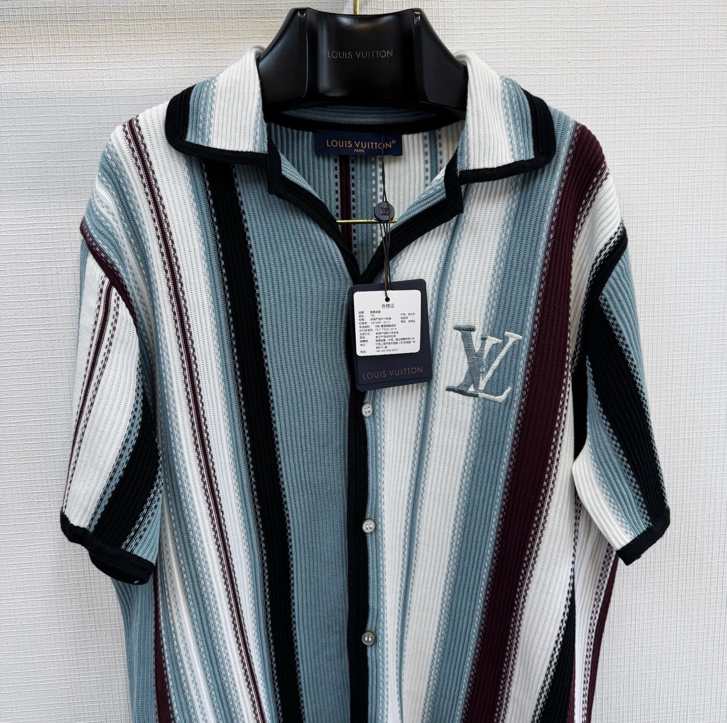 Chemise manches courtes rayée en crochet lv 10/10