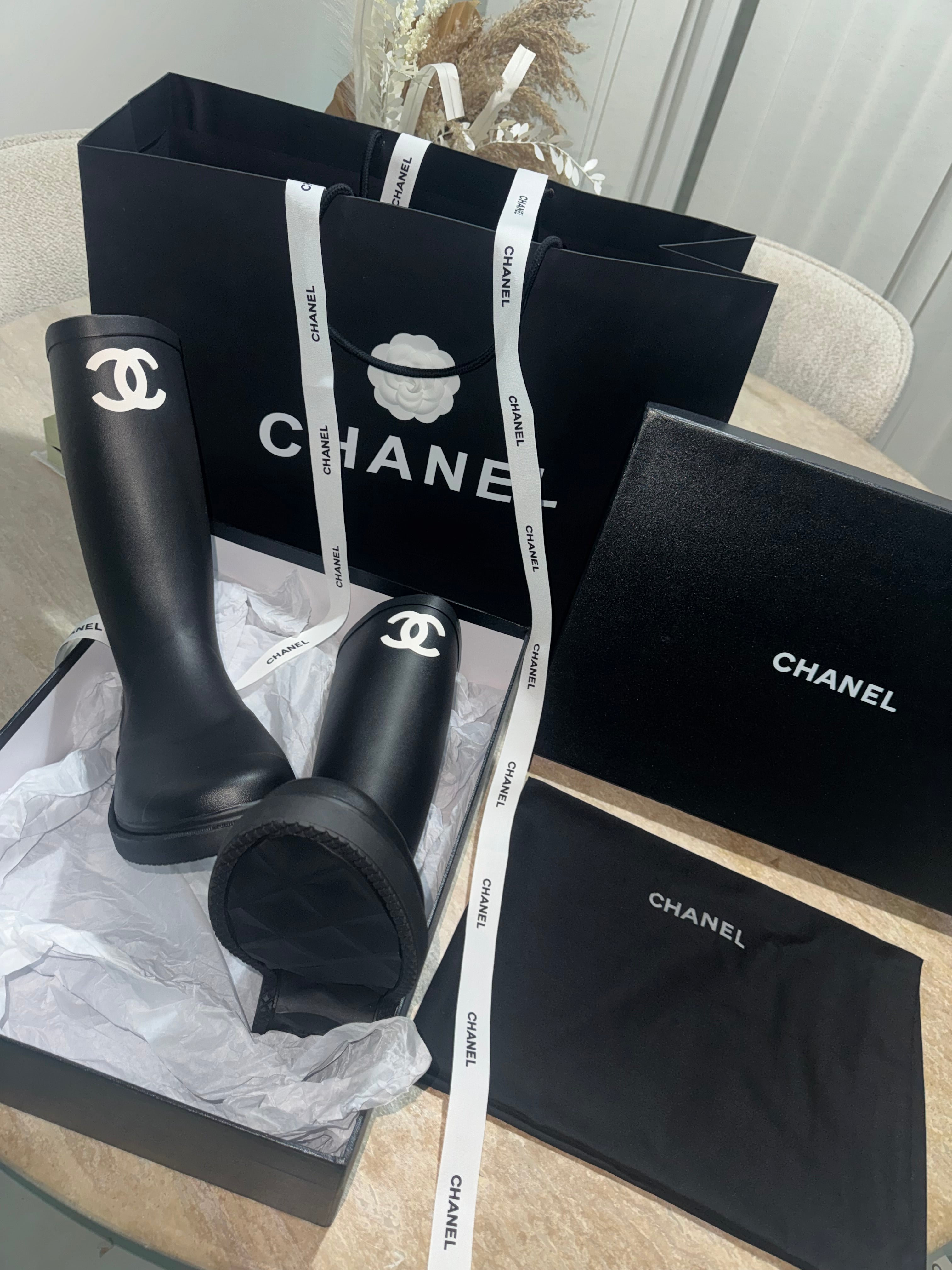 Bottes Chnl noir FEMME 10/10 ⚡️📦🚚