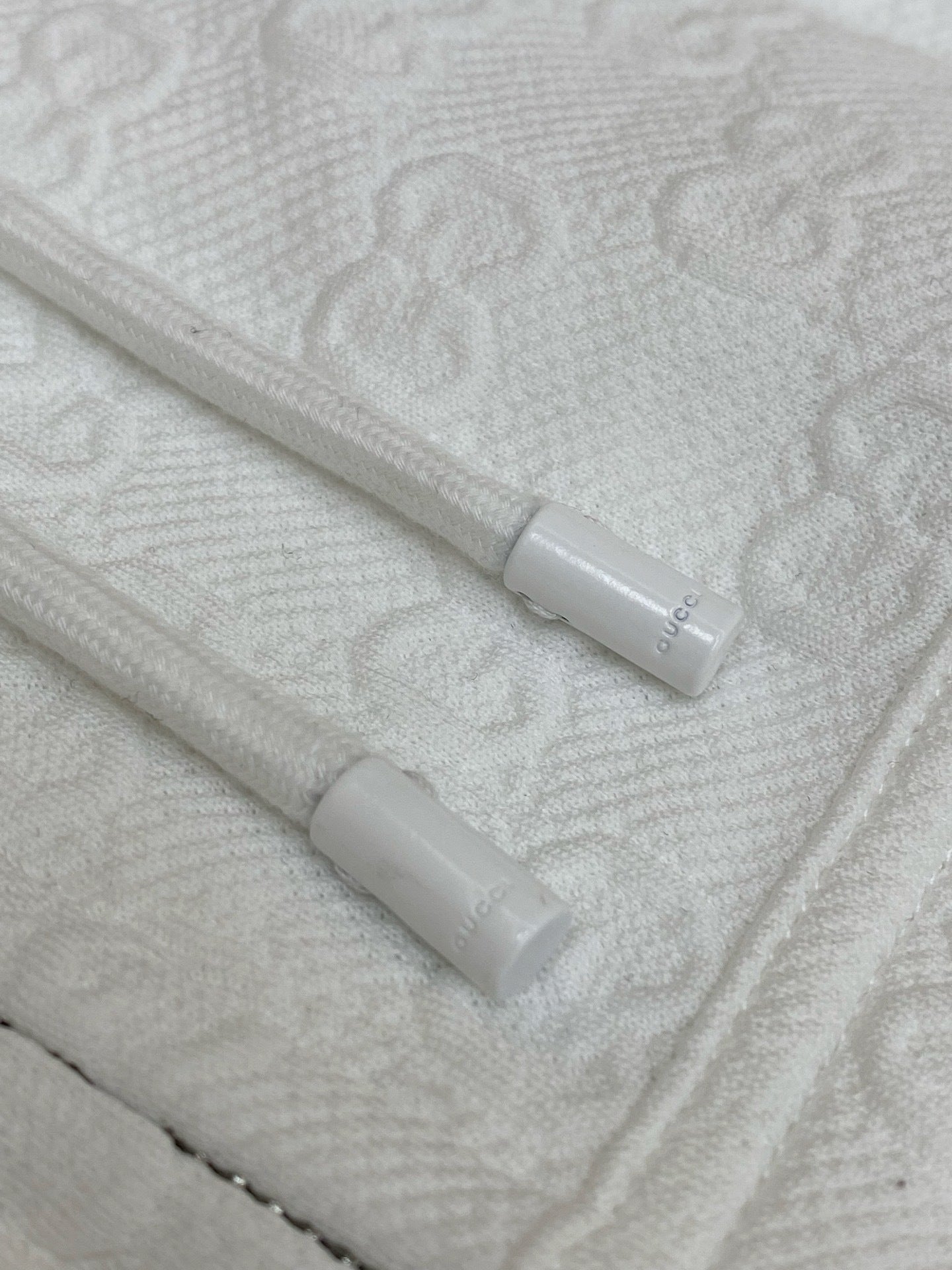 Veste zippée en jersey technique GG en relief