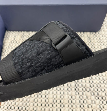 CD Alpha invoice sandals