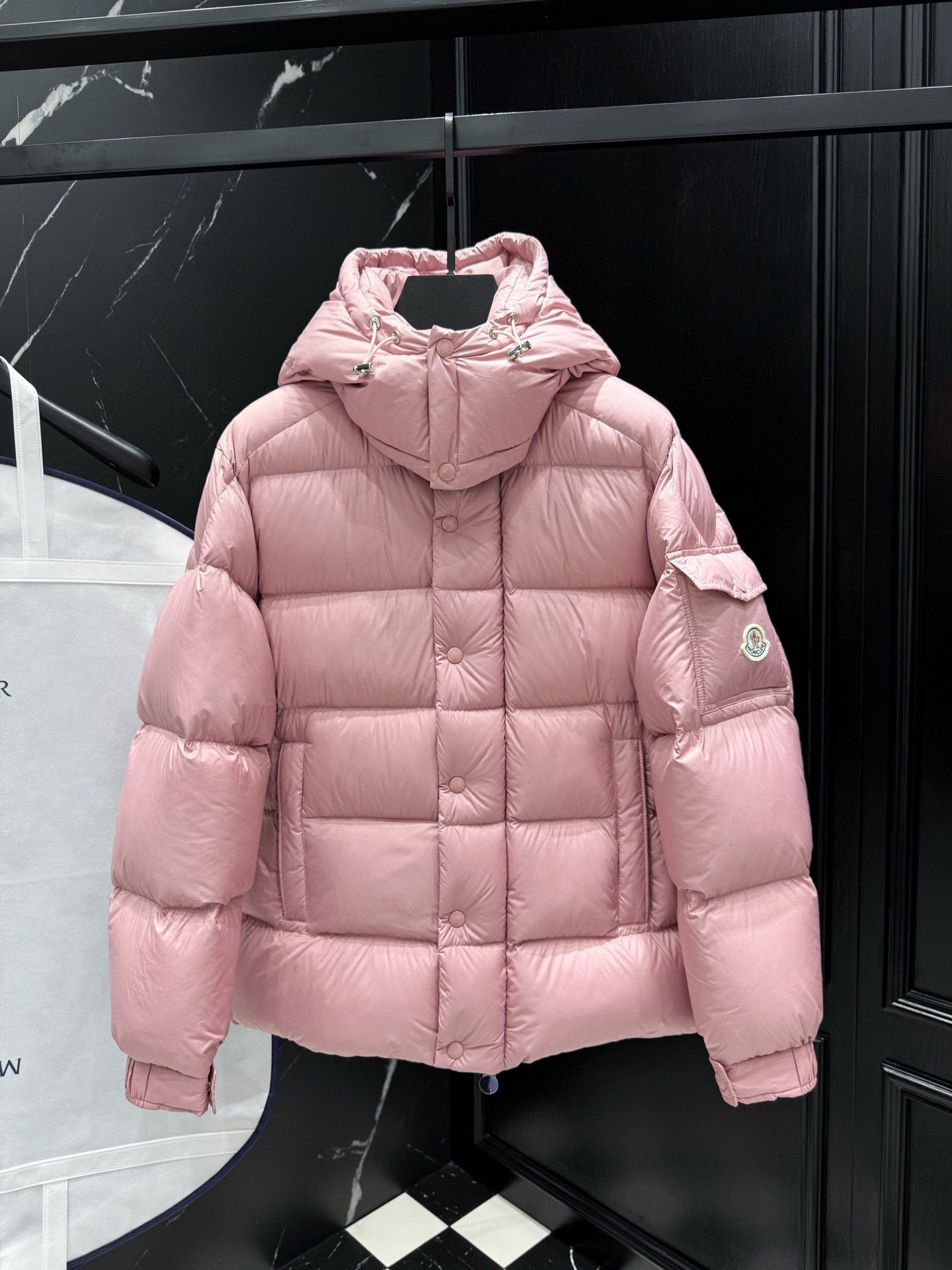 Doudoune Moncl’r Maya Rose    2025 95% 10/10 FEMME