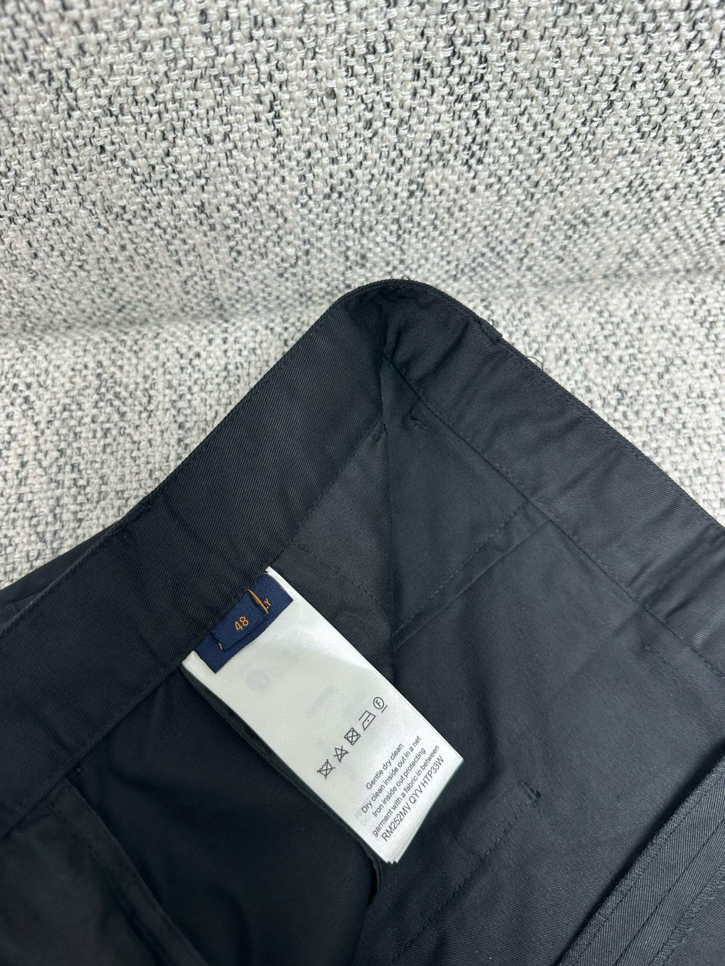 Chino Lv noir 10/10