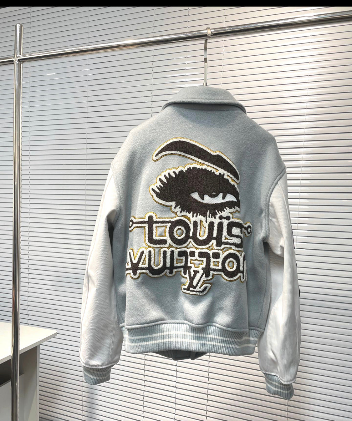Veste Lv Limited Édition 2023