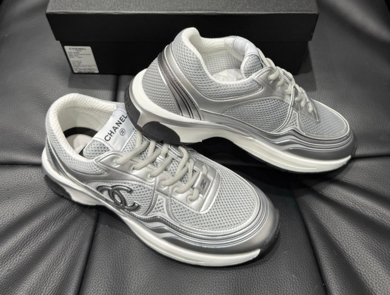 Sneakers Chanl ( EXCLU ) packaging complet facture