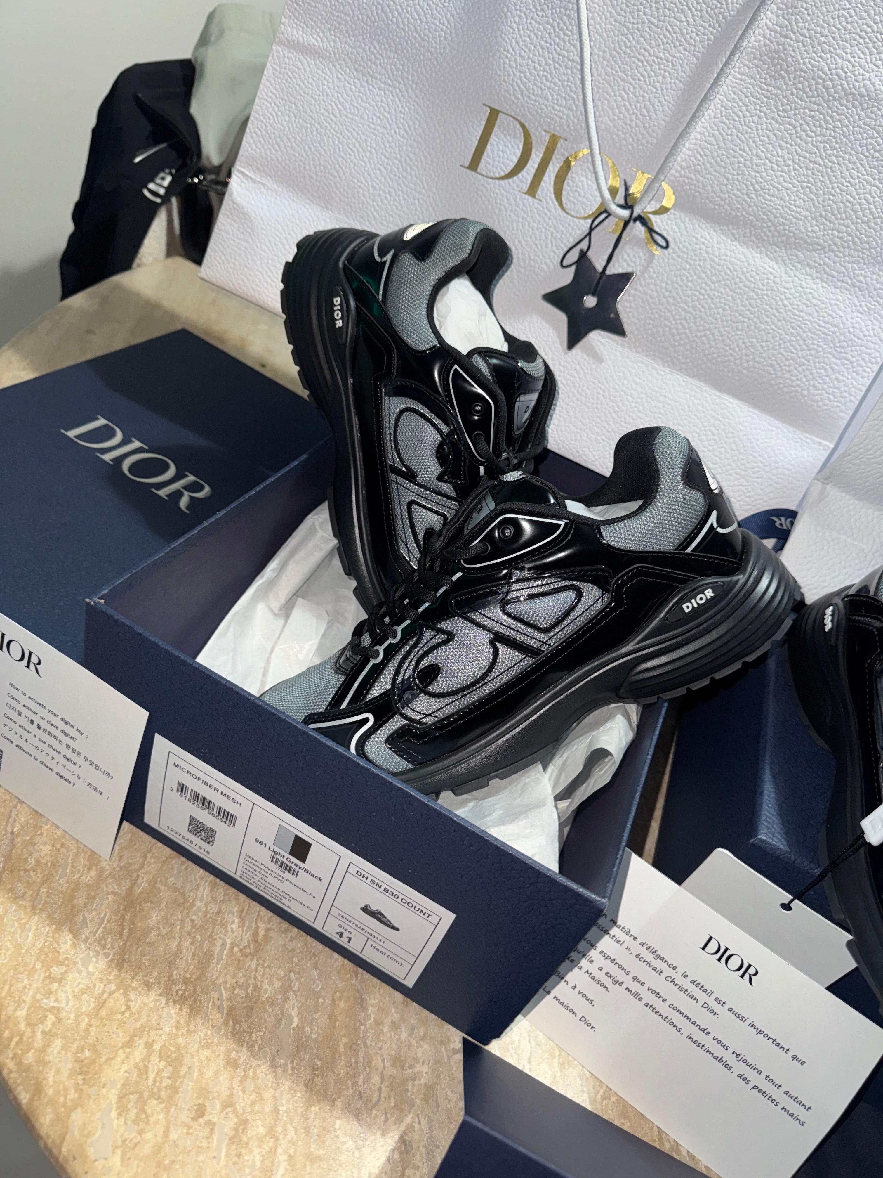 SNEAKERS B30 V3S COUNTDOWN 2025 💡 VERSION BIEN LISSE  RÉFLECTIVE RÉACTION OPTIMISÉ  FACTURE PACKAGING COMPLET MODÈLE POUSSÉ